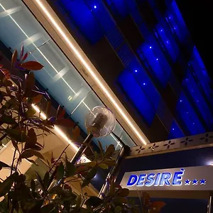 Hotel Desire' ***
